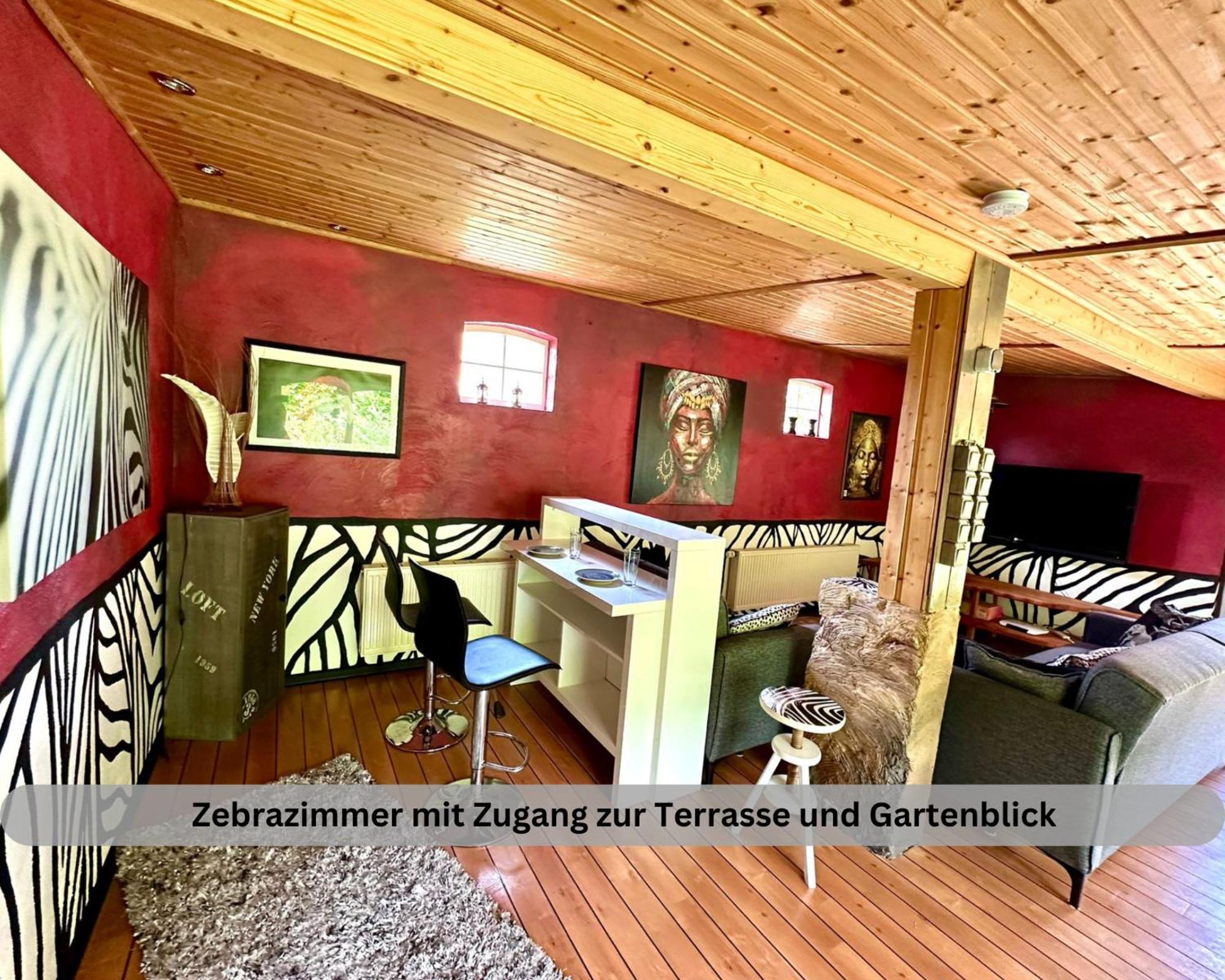 Lodge Of Africa - Einzigartige Themenzimmer, Eingezaeunten Garten, Sauna, Whirlpool & Kamin, Hunde Willkommen, Gasgrill, Voll Ausgestattete Kueche, Grosser Essbereich, Hamburg & Stade In Der Naehe Twielenfleth Екстериор снимка
